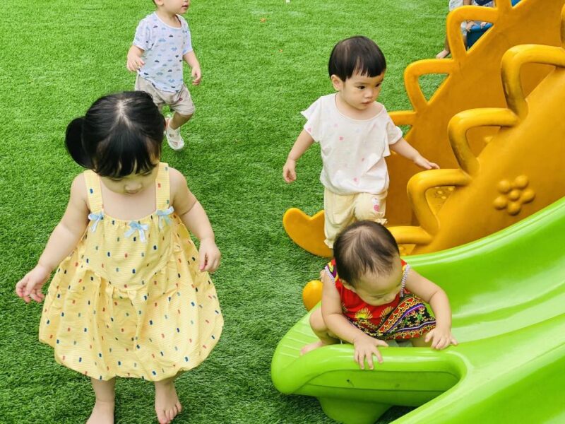 Hoạt động ngoài trời lớp Mars☀️🌳 - Ảnh 1