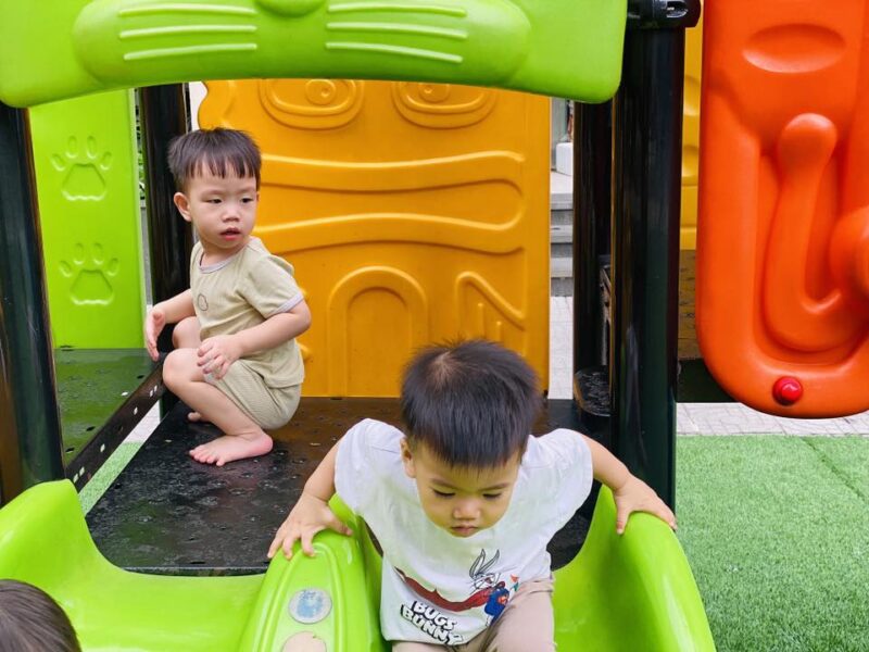 Hoạt động ngoài trời lớp Mars☀️🌳 - Ảnh 5