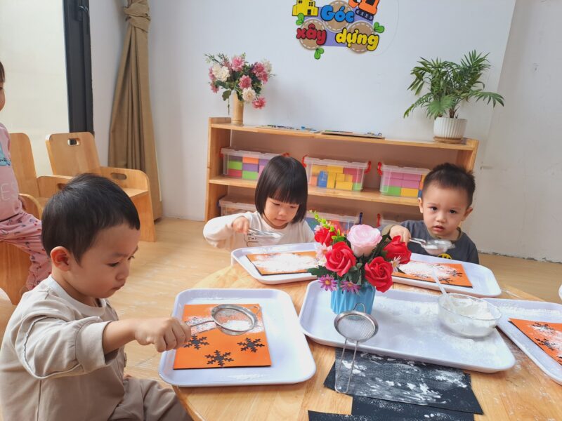 🌈Thí nghiệm vui: Bong bóng hút giấy - Ảnh 5