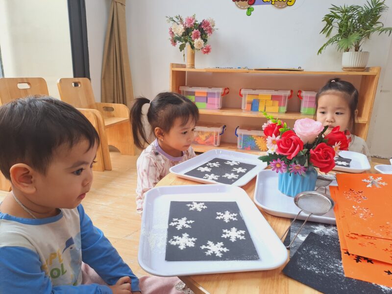 🌈Thí nghiệm vui: Bong bóng hút giấy - Ảnh 6